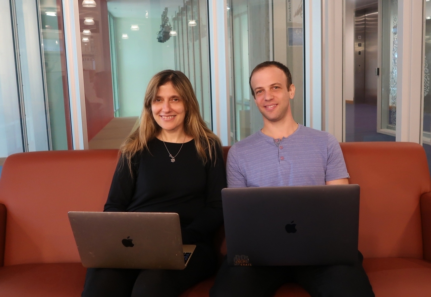 Advanced AI Techniques for Detecting and Combating Fake News in the Digital Age